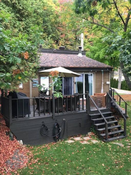 Om Chalet 2 Avec Spa Et Foyer Borde Du Fleuve St-Pierre-de-l'Île-d'Orléans Kültér fotó